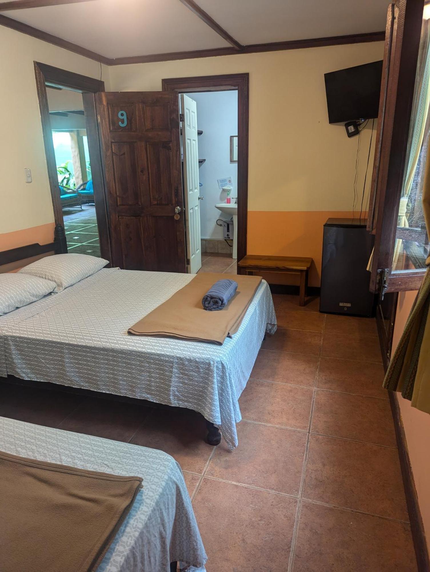 Tasty Dayz Hostel Puerto Viejo de Talamanca Экстерьер фото