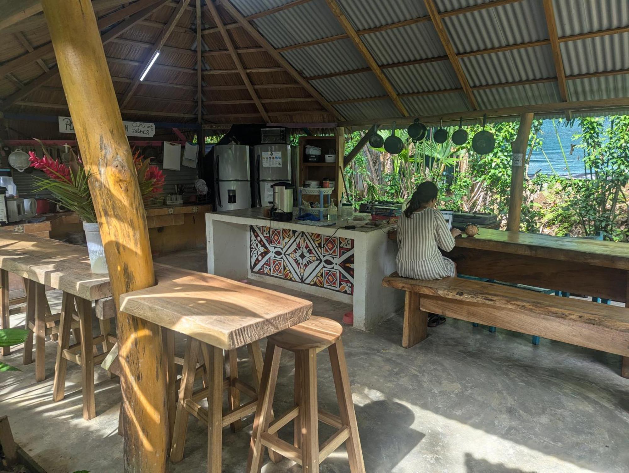 Tasty Dayz Hostel Puerto Viejo de Talamanca Экстерьер фото
