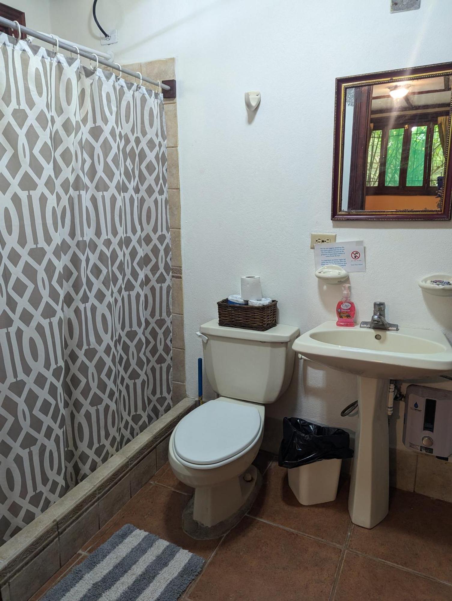 Tasty Dayz Hostel Puerto Viejo de Talamanca Экстерьер фото