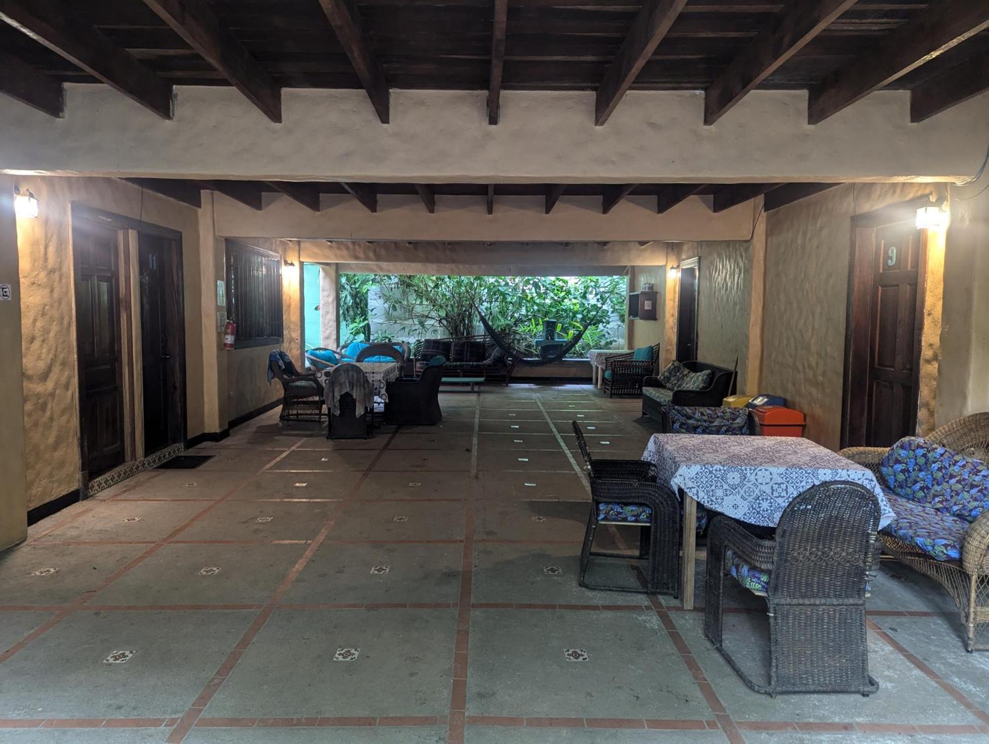 Tasty Dayz Hostel Puerto Viejo de Talamanca Экстерьер фото